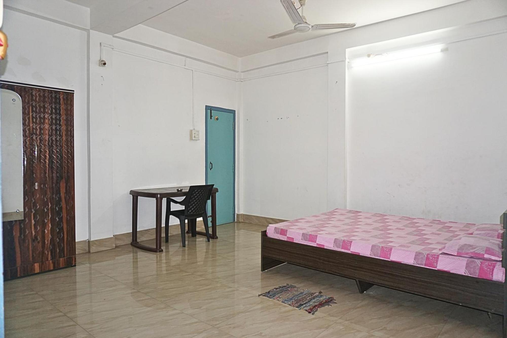 Taj Residency Holiday Homestay -Entire 1Bhk & 2Bhk Private Apartments -Call 767Ooo54Oo Jorhāt المظهر الخارجي الصورة