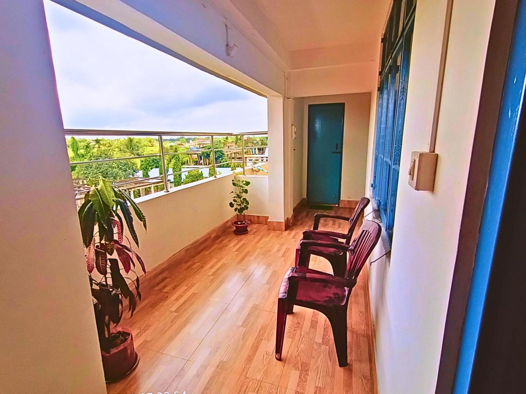 Taj Residency Holiday Homestay -Entire 1Bhk & 2Bhk Private Apartments -Call 767Ooo54Oo Jorhāt المظهر الخارجي الصورة