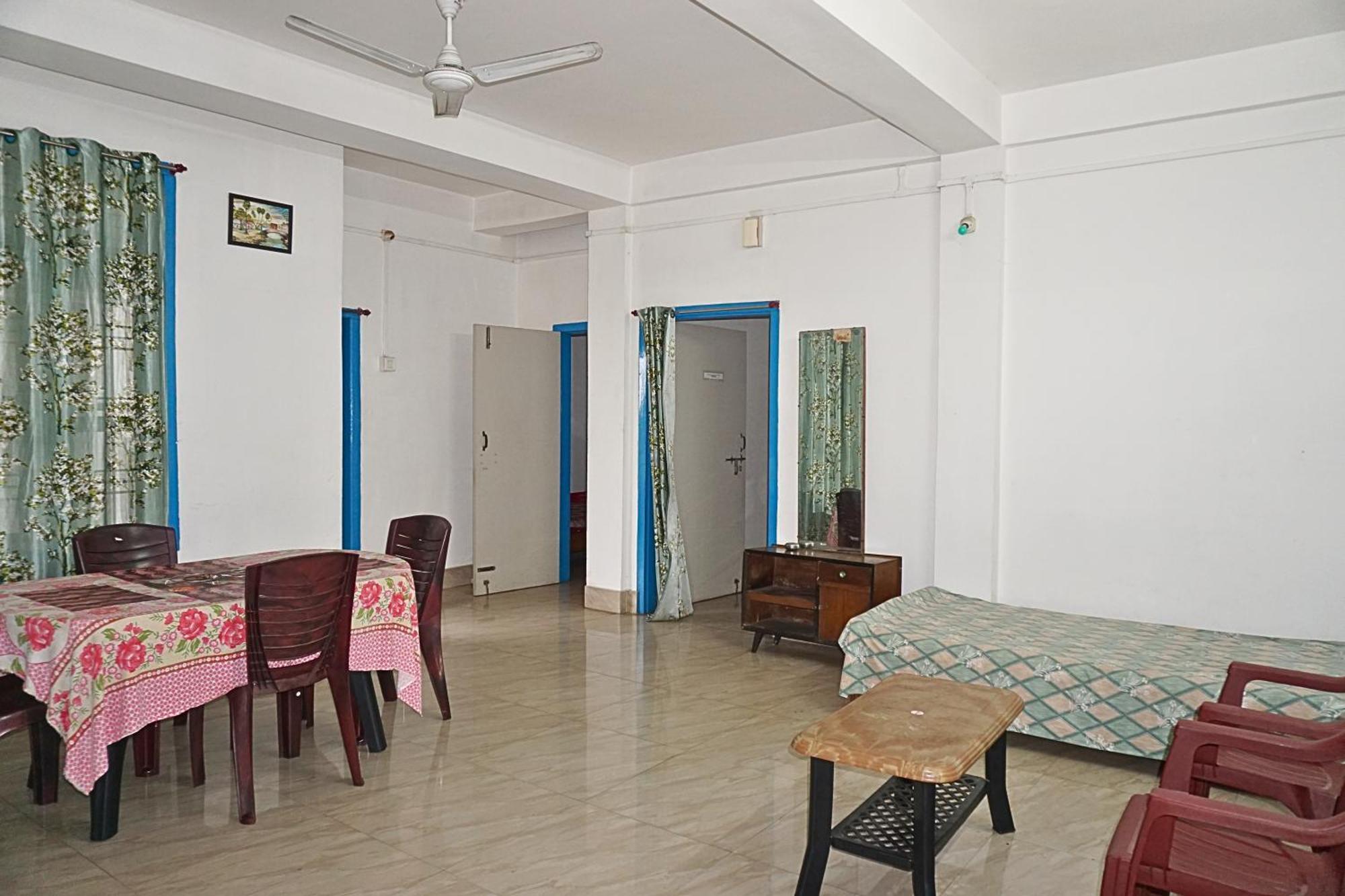 Taj Residency Holiday Homestay -Entire 1Bhk & 2Bhk Private Apartments -Call 767Ooo54Oo Jorhāt المظهر الخارجي الصورة